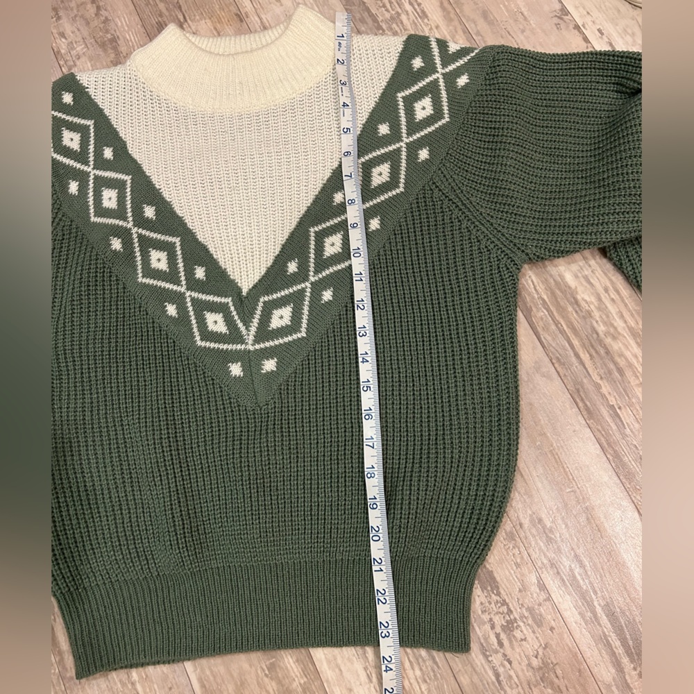 Cabin Creek Vintage Sweater - Picture 7 of 7